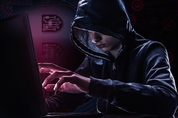Binance'de yer alan altcoinlerde hack iddiası