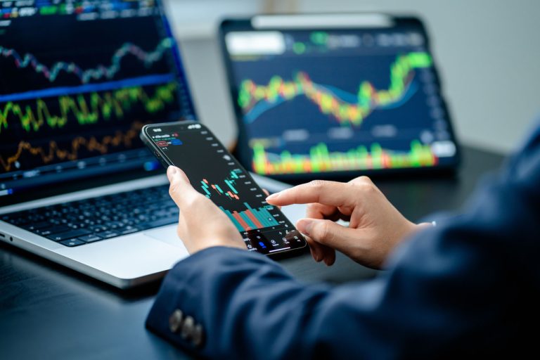 Binance’ten 1 milyar dolarlık stabilcoin çıkışı: Bitcoin’de kurumsal satış dalgası başladı mı?