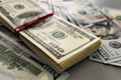 Dolar kan kaybediyor: Bitcoin ve kripto paralar için 3 büyük sinyal
