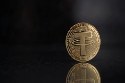 Savaş hazinesi hazır: Bitcoin ve stablecoin USDT'de likidite birikimi