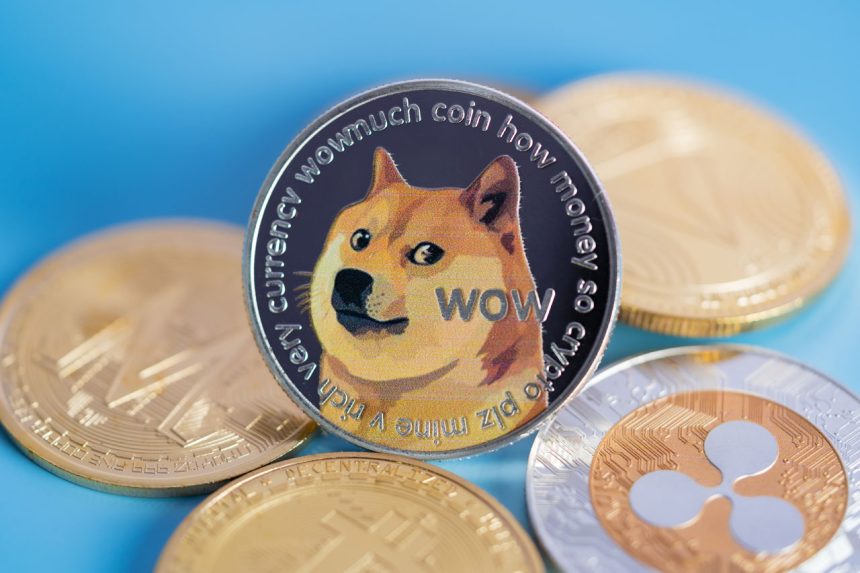 Simetrik üçgenin sonuna gelindi: Dogecoin’de hangi seviyeler öne çıktı?