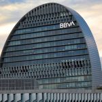 ispanyol bankasi bbvanin mobil uygulamasindan kripto para hamlesi