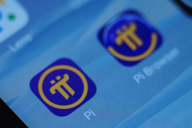Pi coin'de düşüş sürüyor: 3 sinyal neden herkesi heyecanlandırıyor?