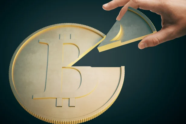 Bitcoin veri eşiğinde: açık faiz temizliği, kritik bantlar ve Nasdaq etkisi
