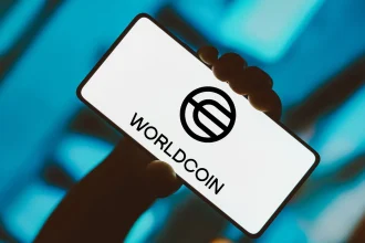 WLD’de sert sıçrama: Eightco’nun hazine planı ateşledi